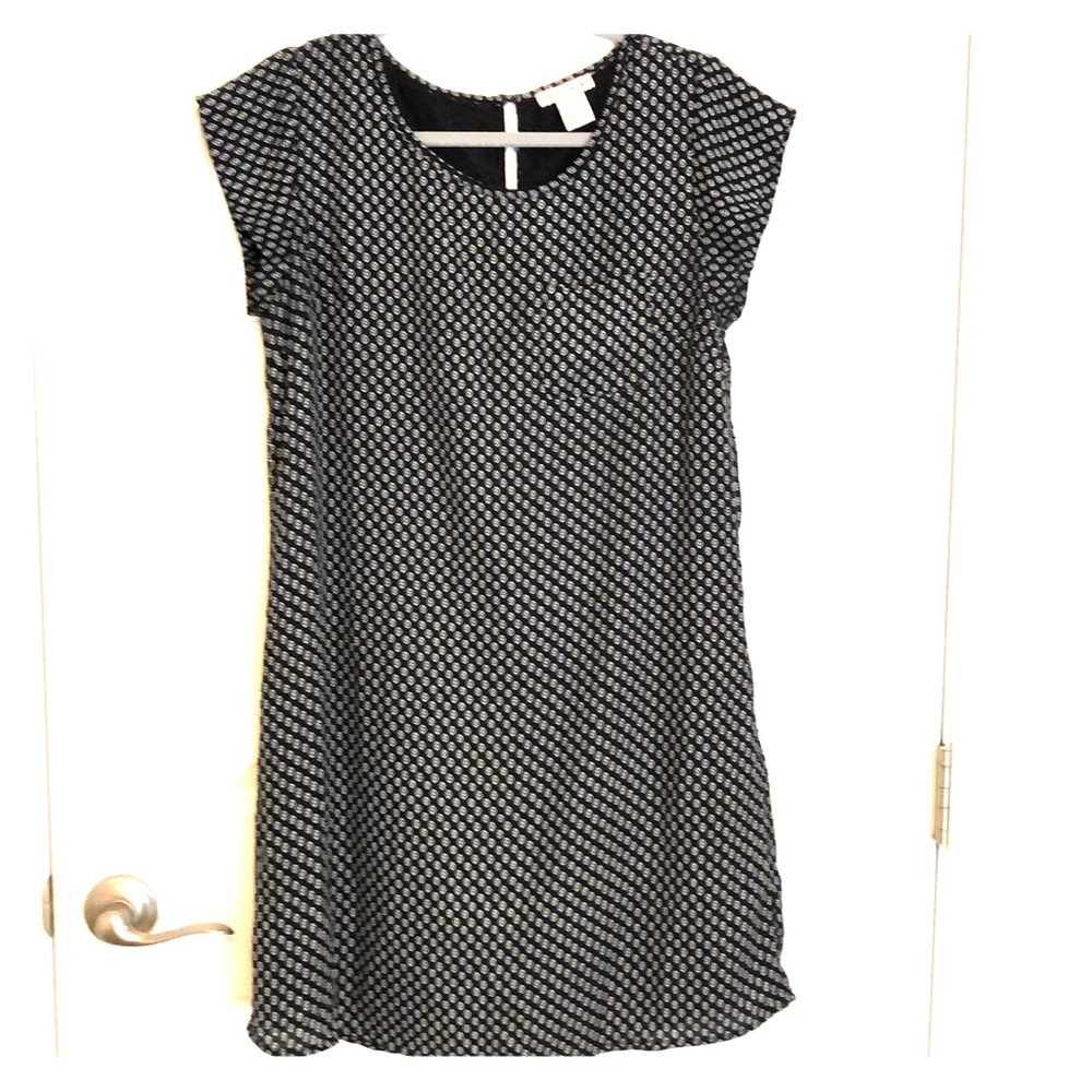 Black and white dress with pocket